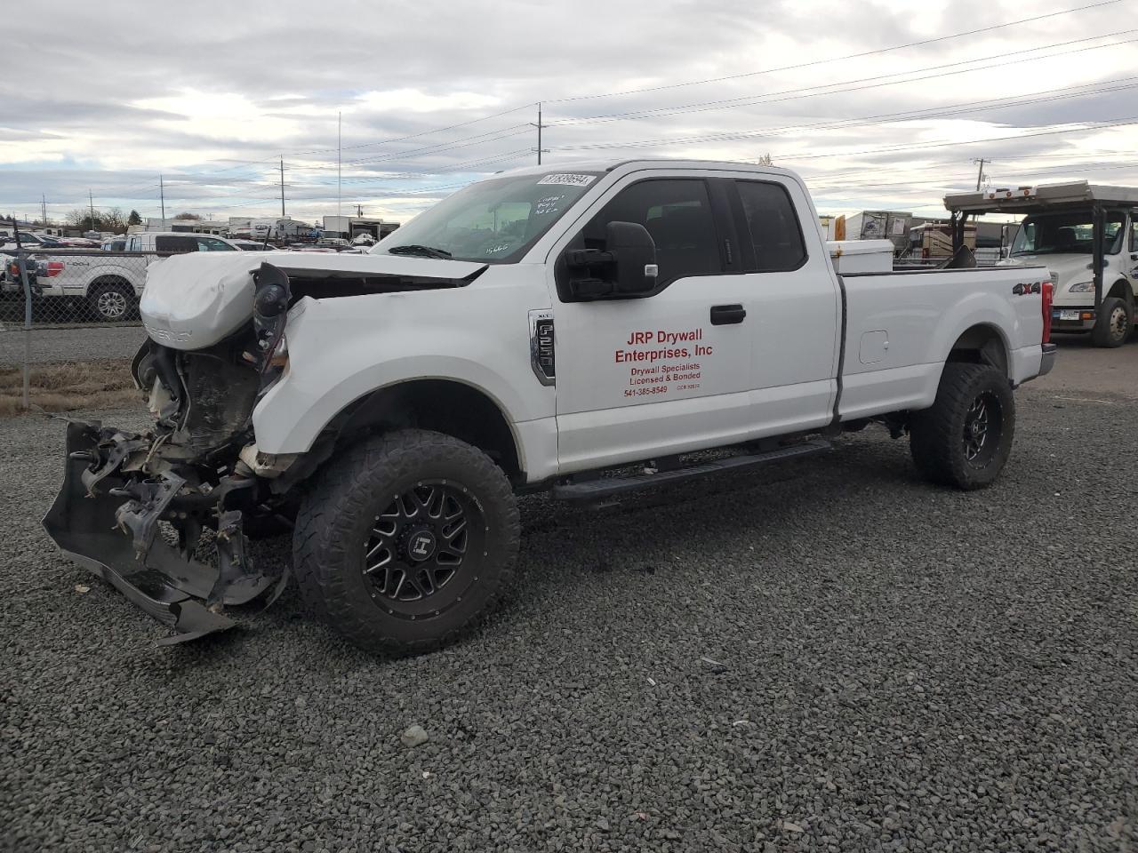 2017 FORD F250 SUPER