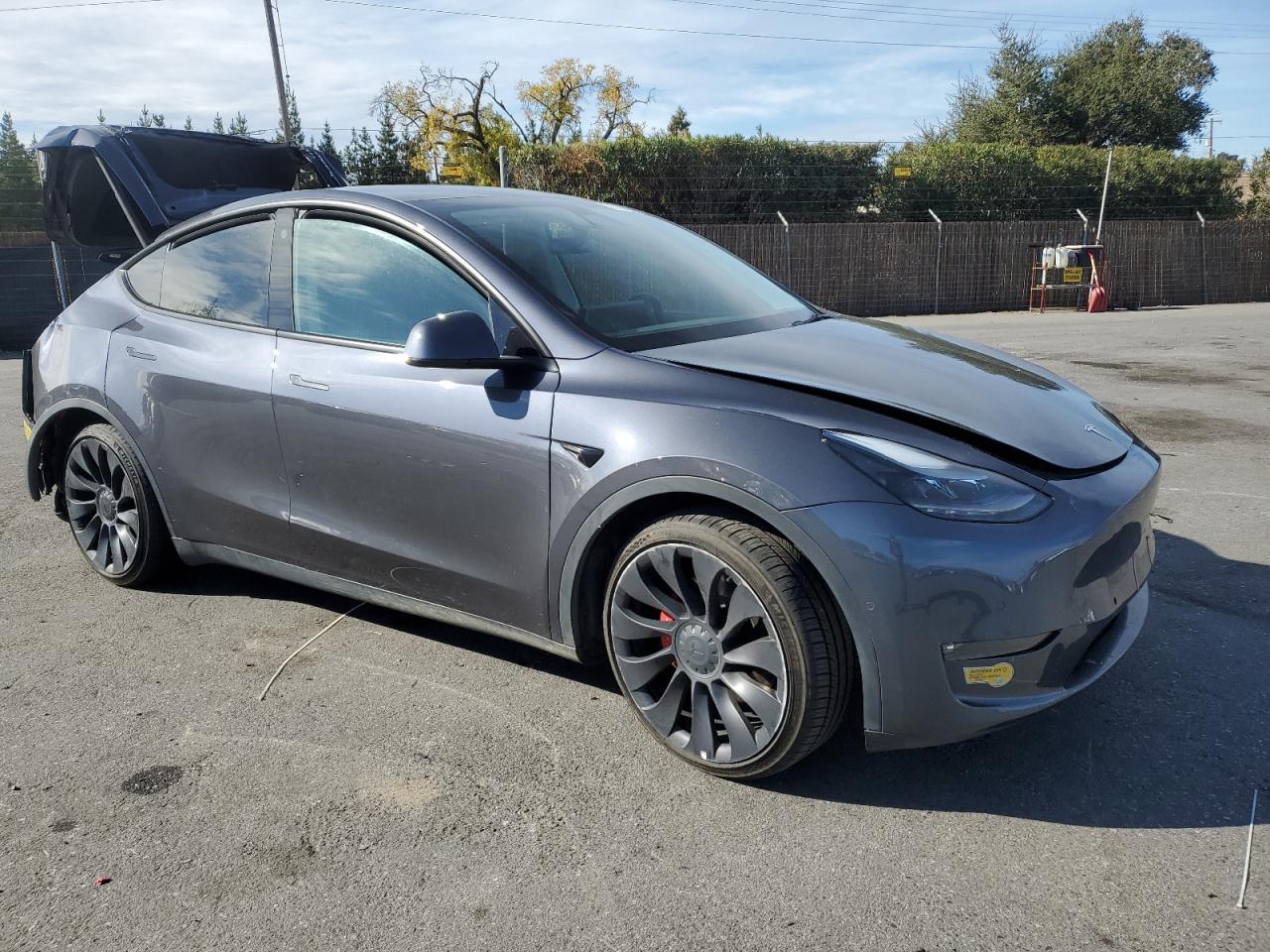 2022 TESLA MODEL Y - Image 4
