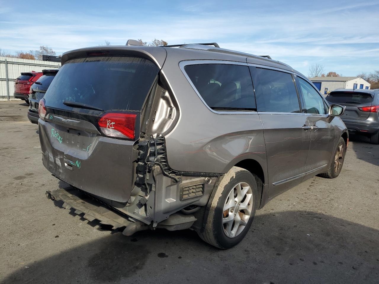 2017 CHRYSLER PACIFICA T - Фото 3