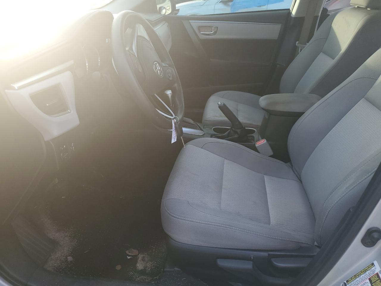 2015 TOYOTA COROLLA L - Image 7