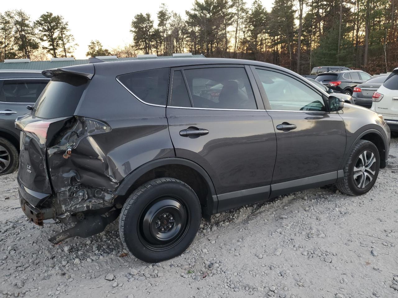 2017 TOYOTA RAV4 LE - Image 3
