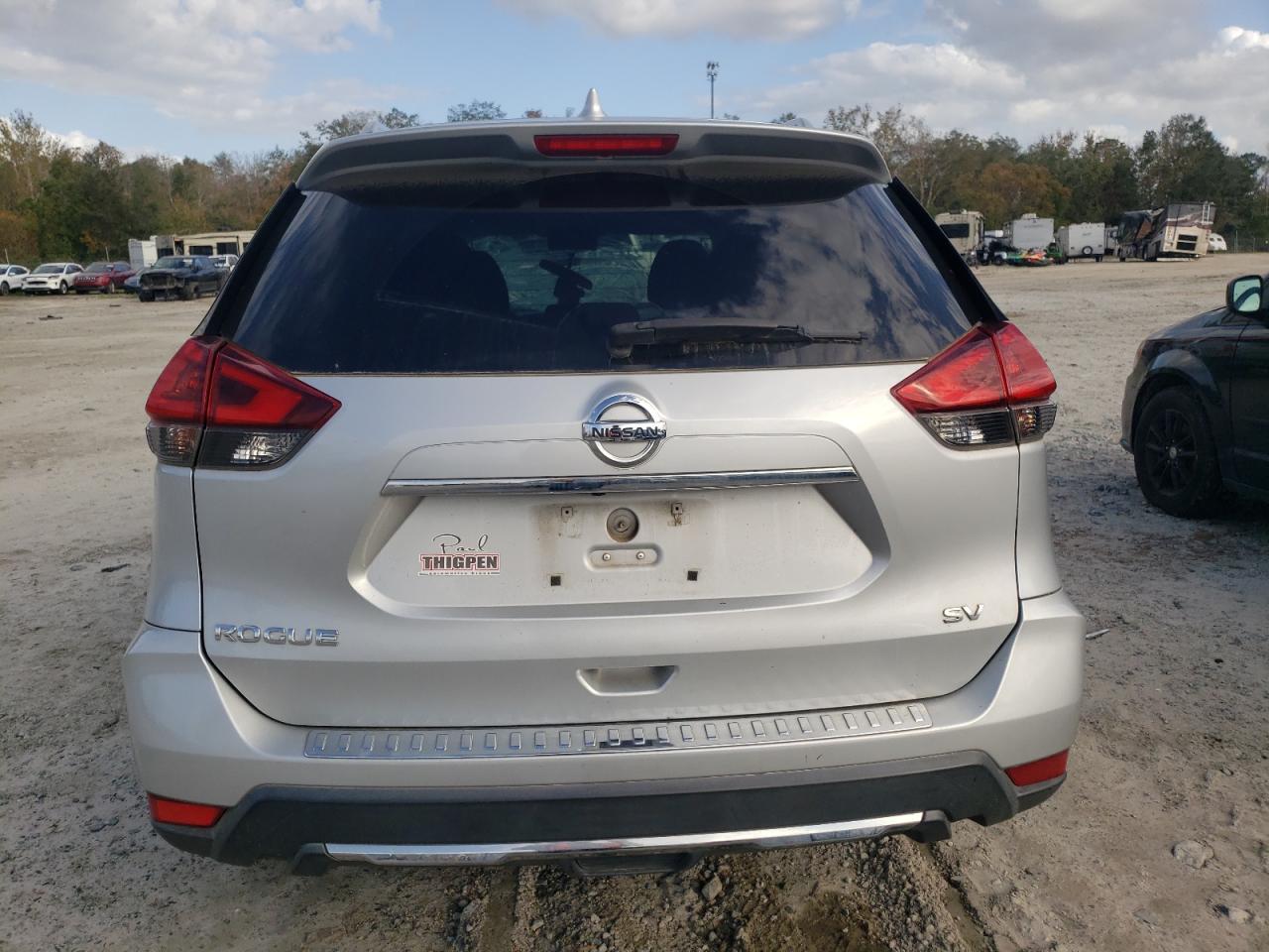 2018 NISSAN ROGUE S - Фото 6