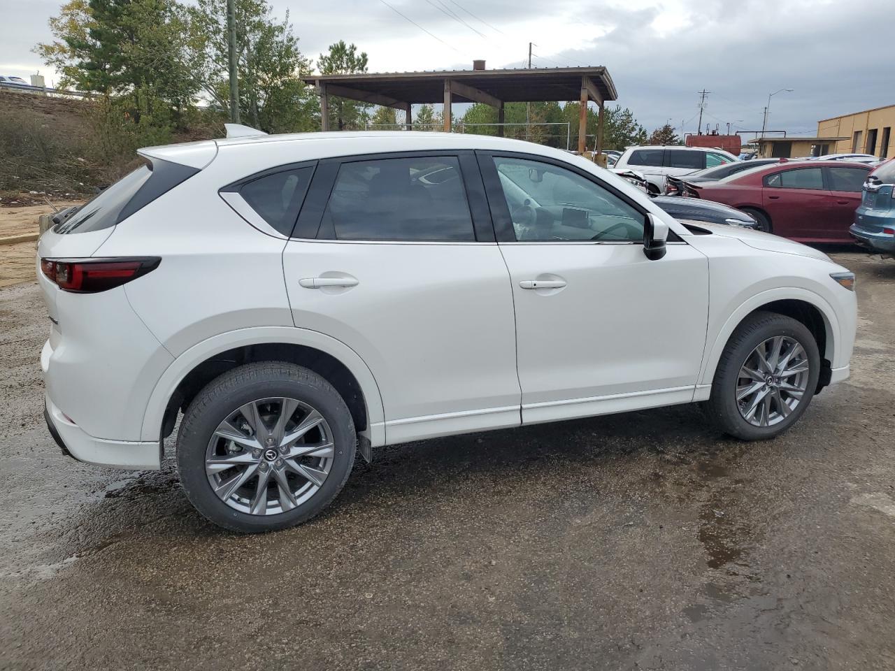 2024 MAZDA CX-5 PREMI - Image 3