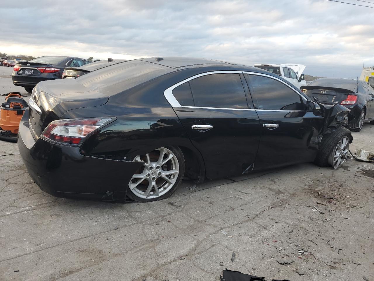 2013 NISSAN MAXIMA S - Фото 3