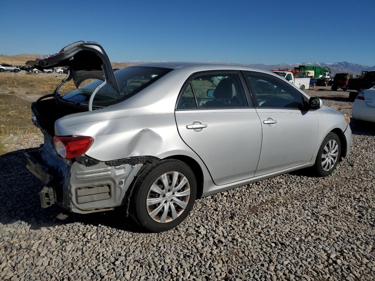 2013 TOYOTA COROLLA BA - Image 3