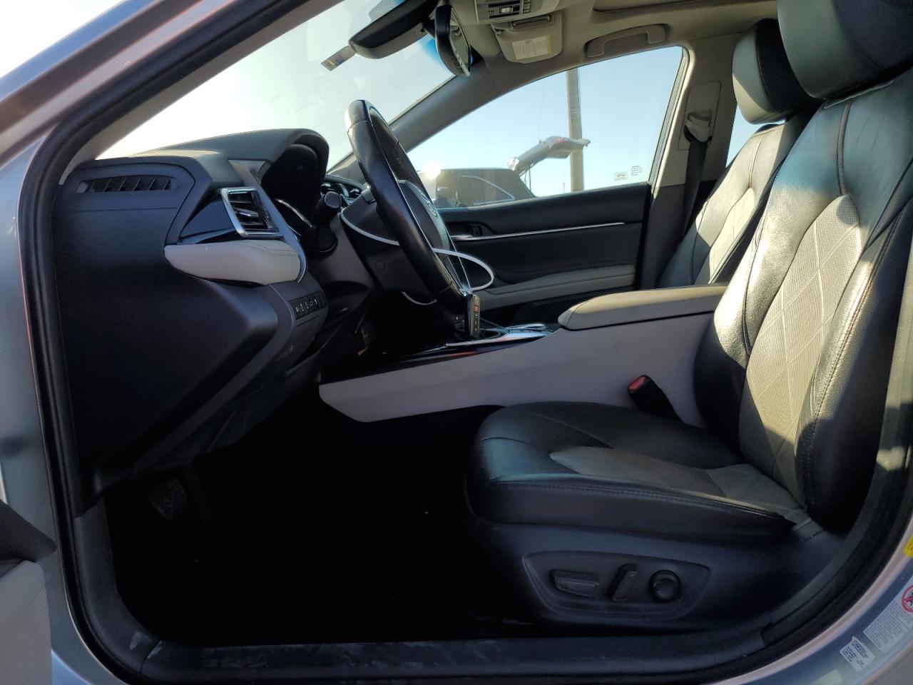 2018 TOYOTA CAMRY XSE - Image 7