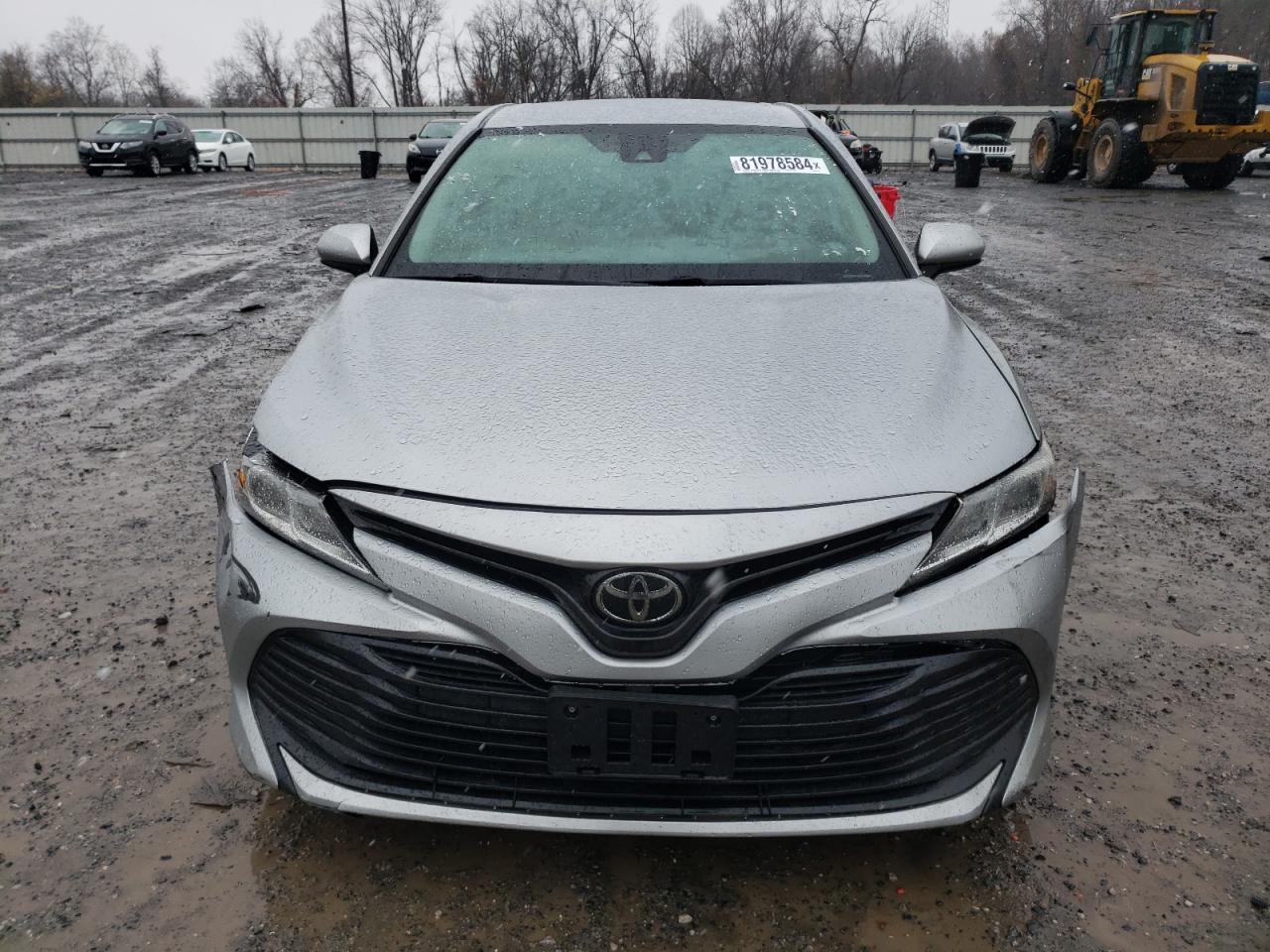2020 TOYOTA CAMRY LE - Фото 5