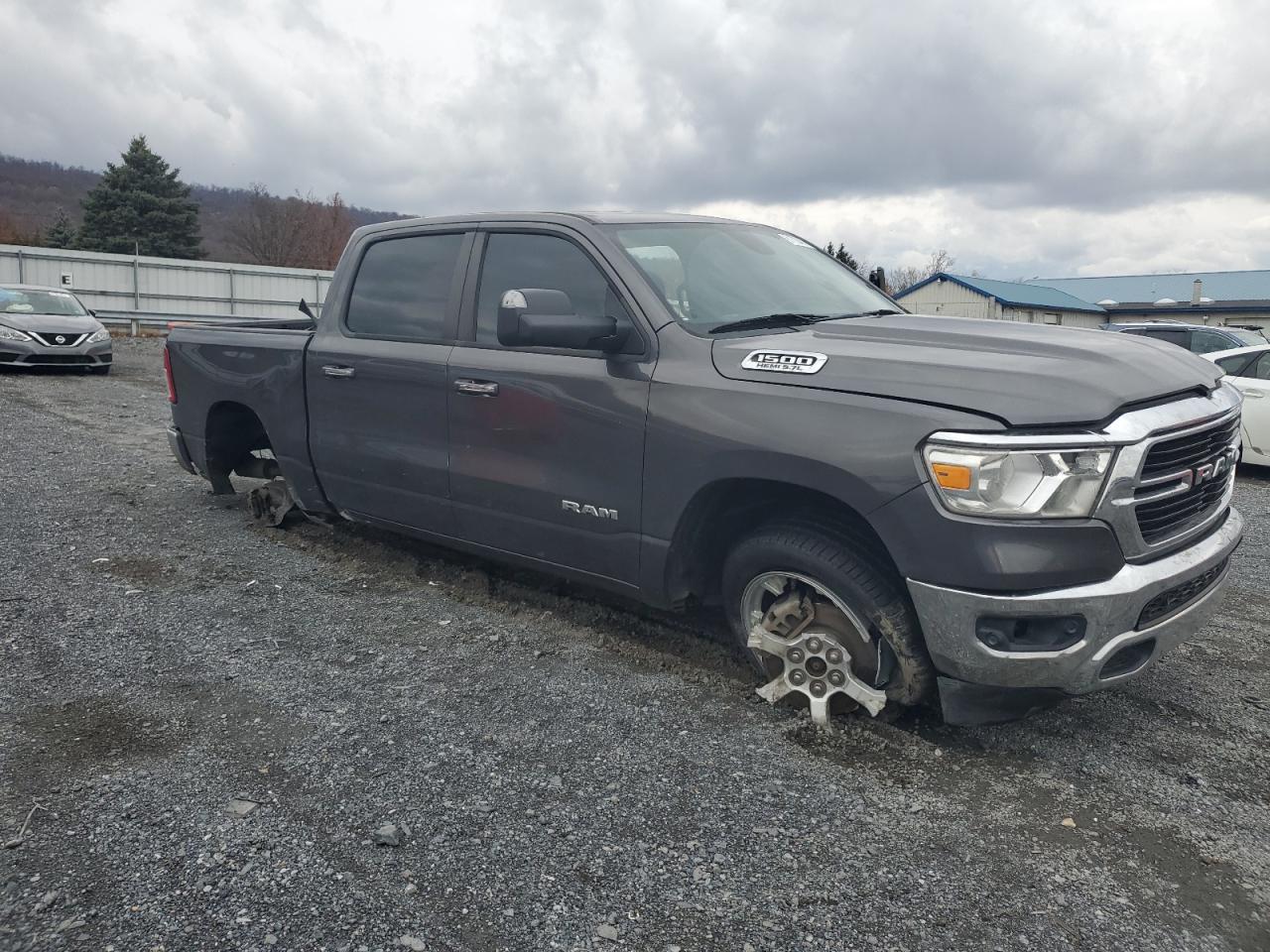 2019 RAM 1500 BIG H - Фото 4