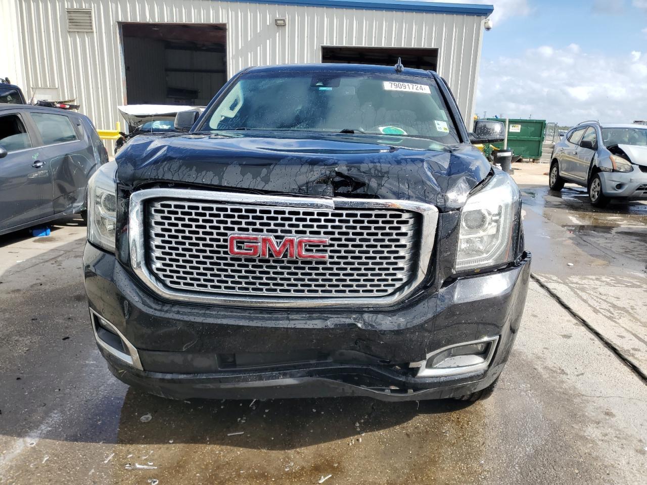 2017 GMC YUKON DENA - Фото 5