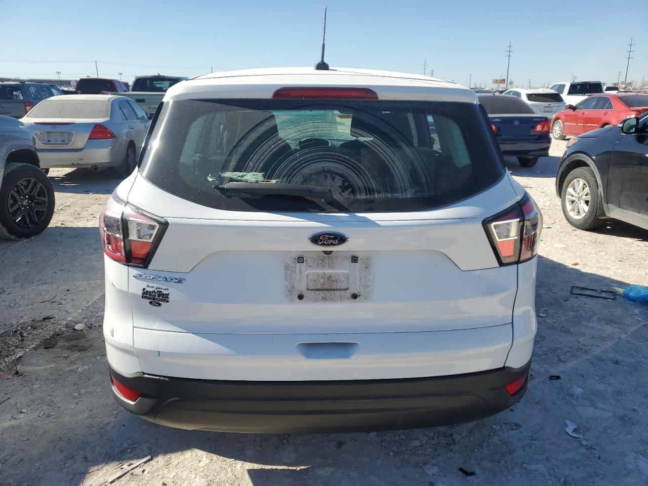 2017 FORD ESCAPE S - Image 6