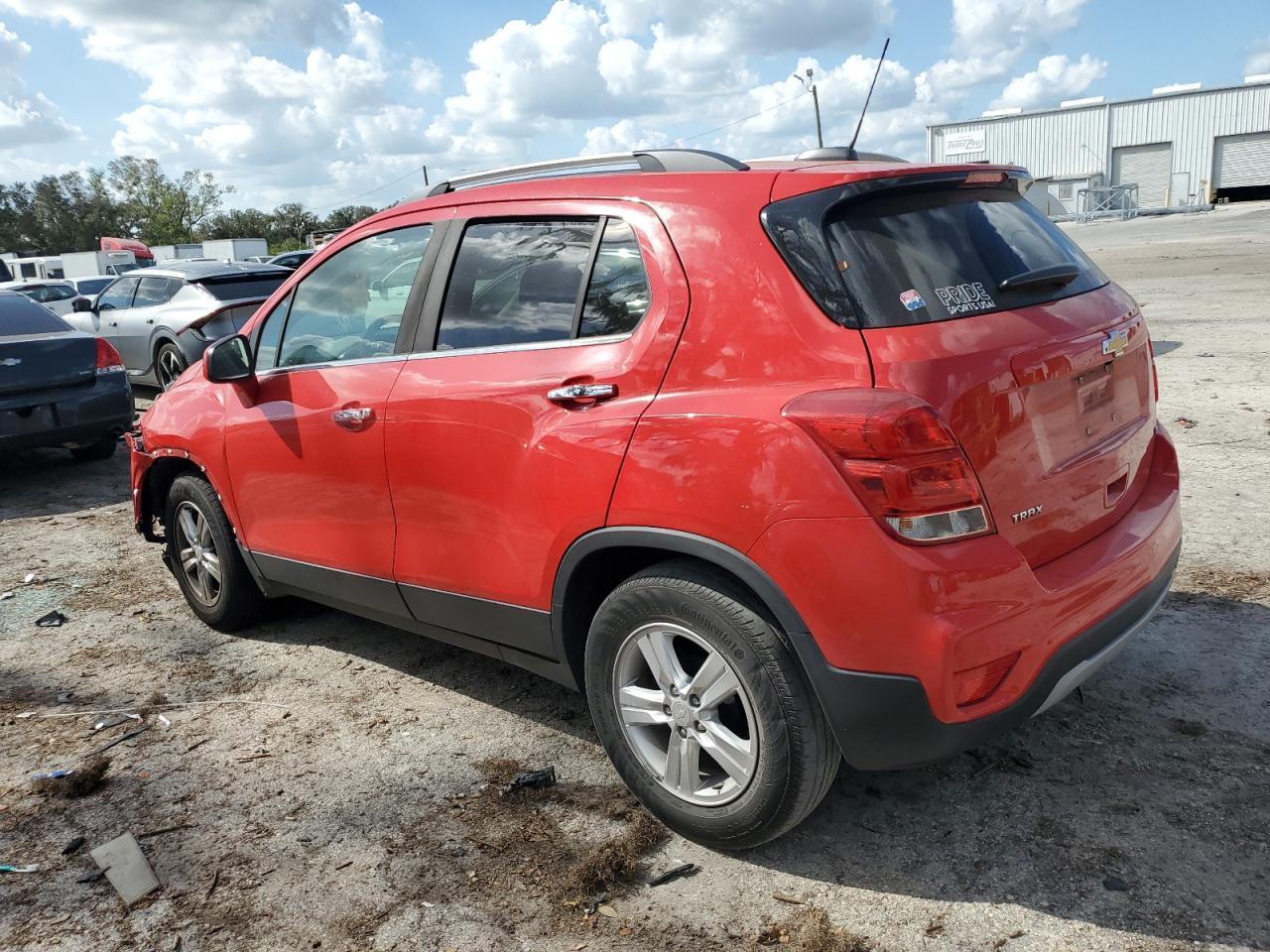 2018 CHEVROLET TRAX 1LT - Image 2