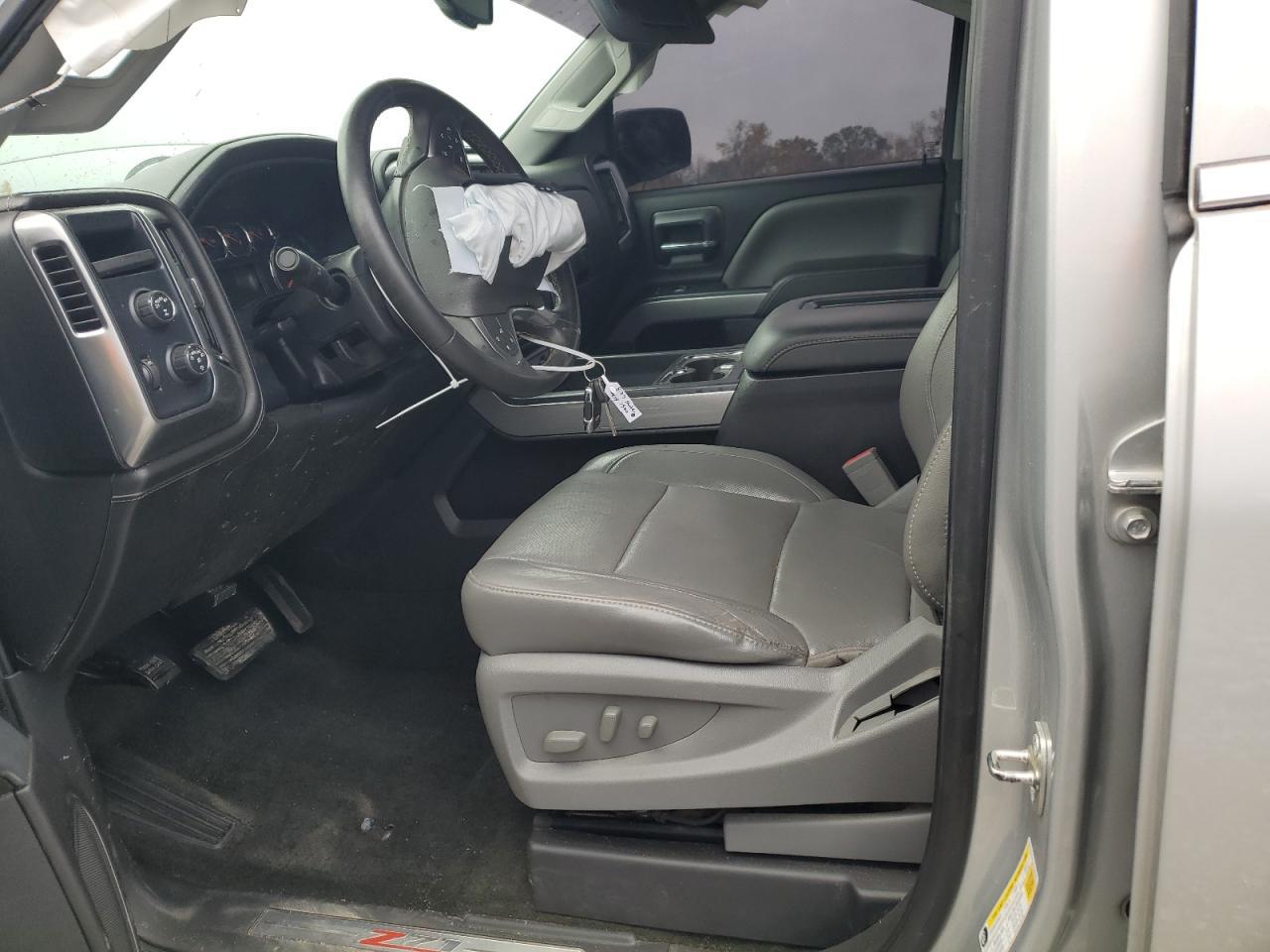 2017 CHEVROLET SILVERADO - Image 7