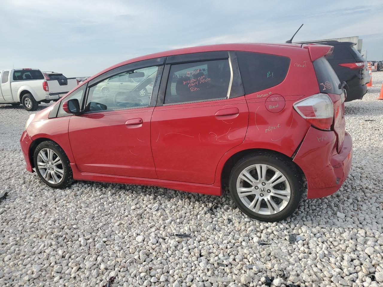 2011 HONDA FIT SPORT - Image 2