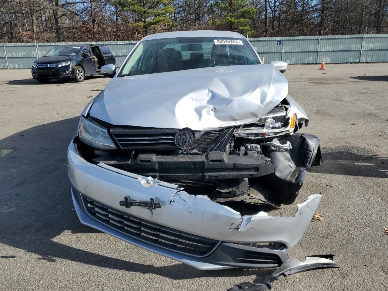 2013 VOLKSWAGEN JETTA TDI - Image 5