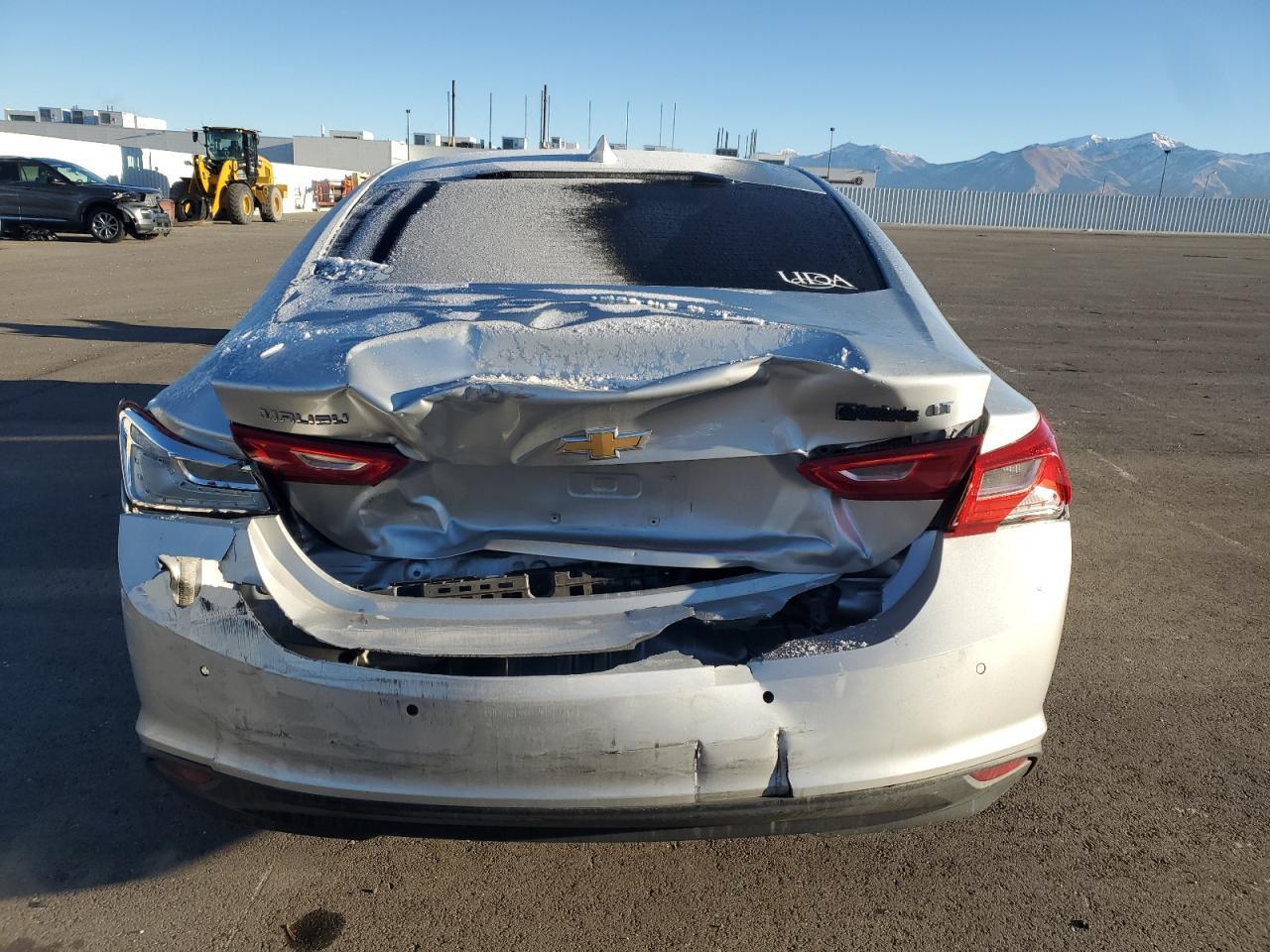 2017 CHEVROLET MALIBU LT - Фото 6