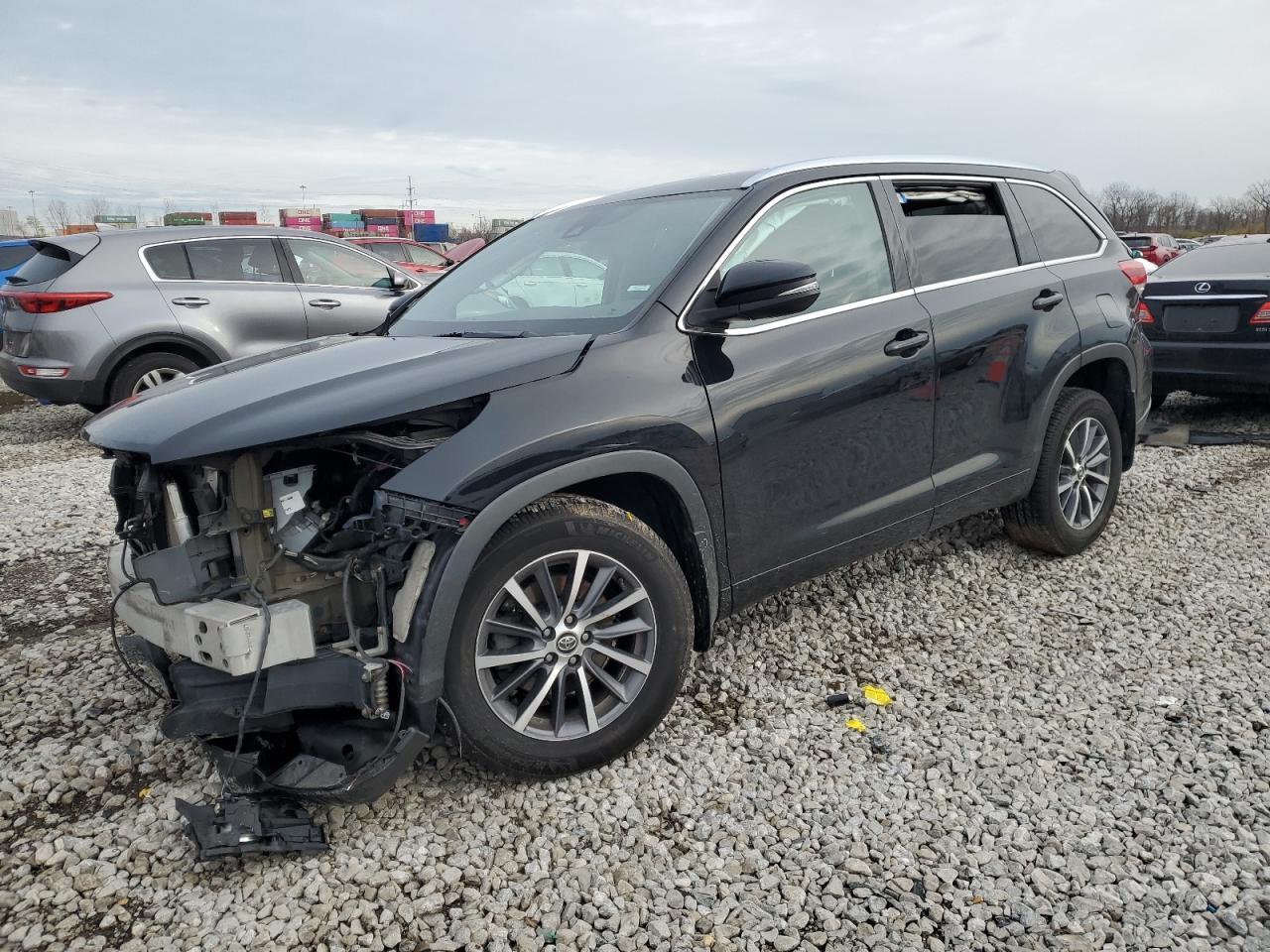 2018 TOYOTA HIGHLANDER