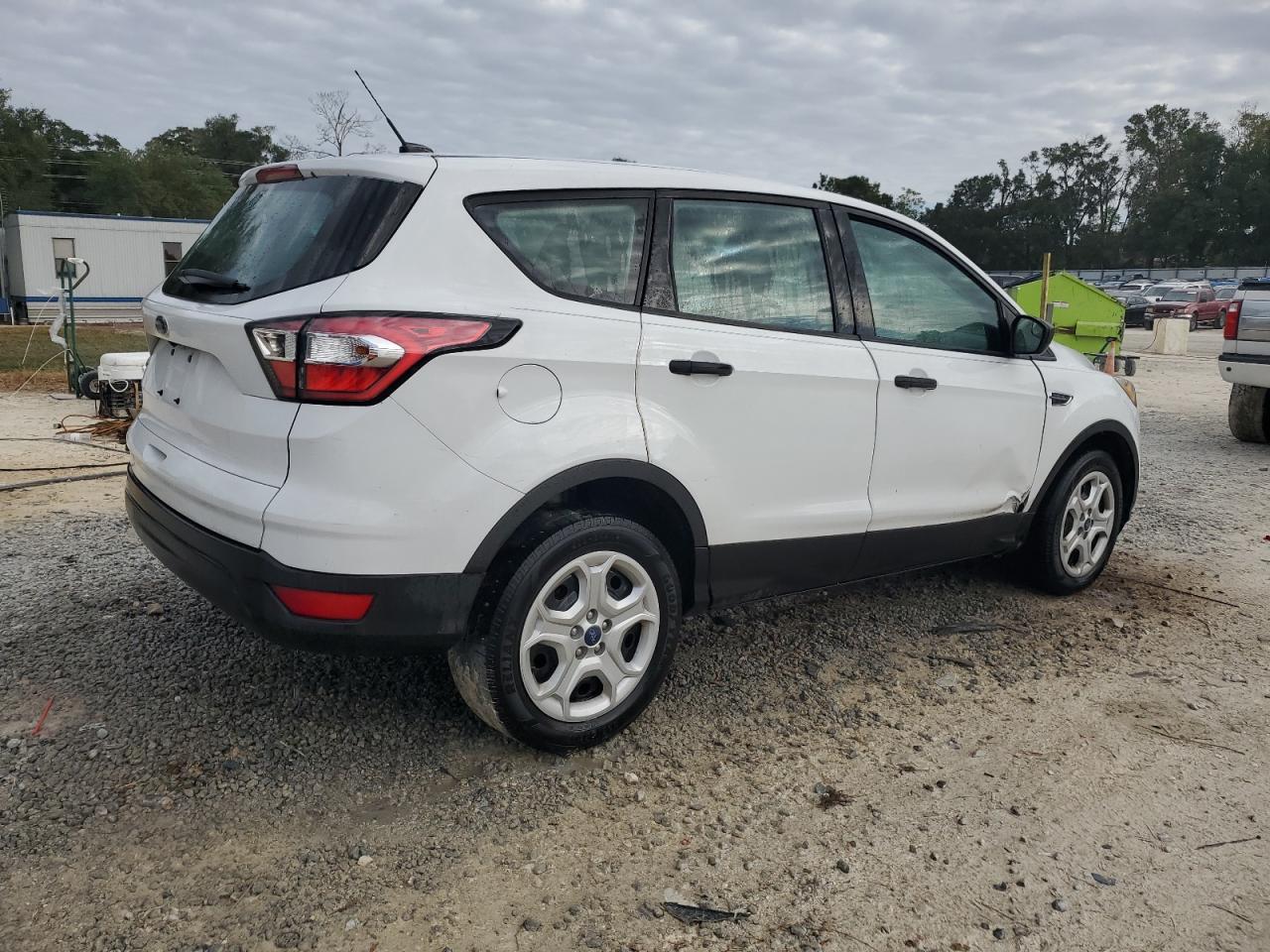 2017 FORD ESCAPE S - Image 3