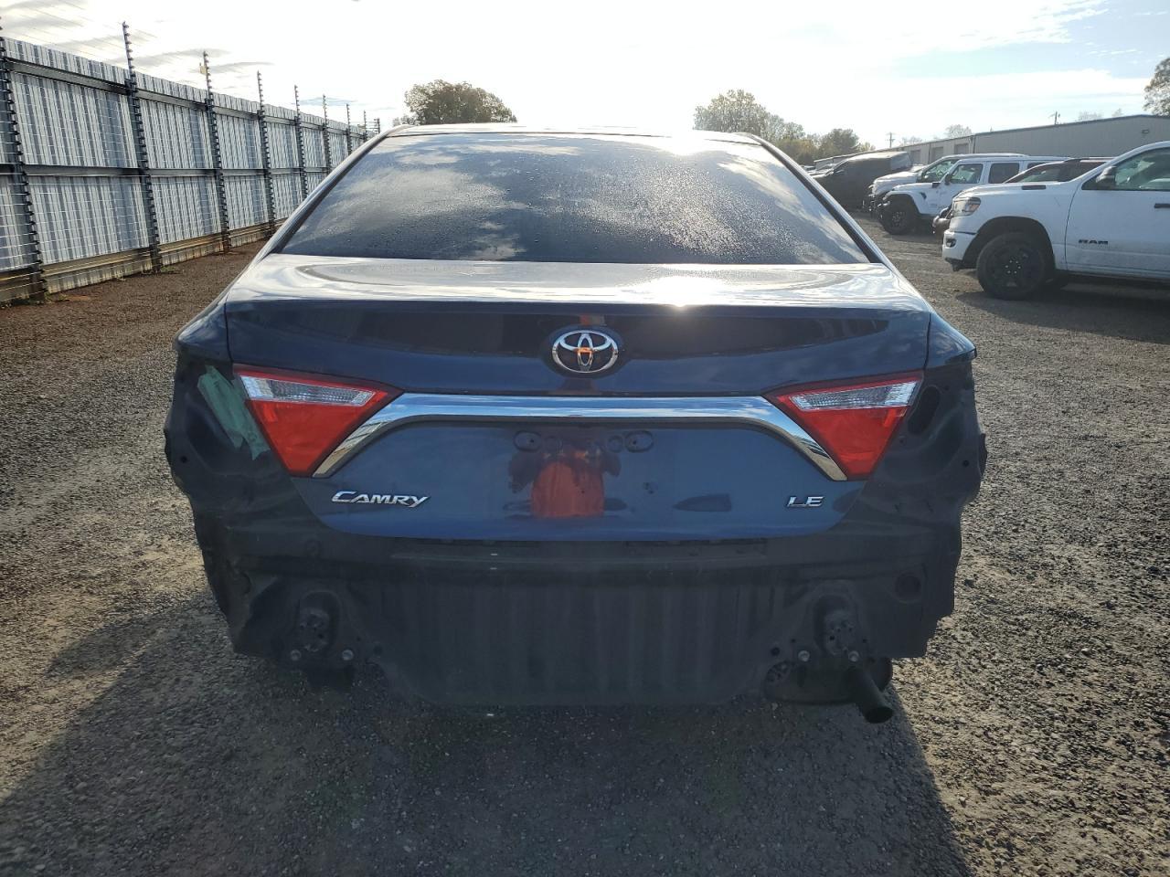 2016 TOYOTA CAMRY LE - Image 6