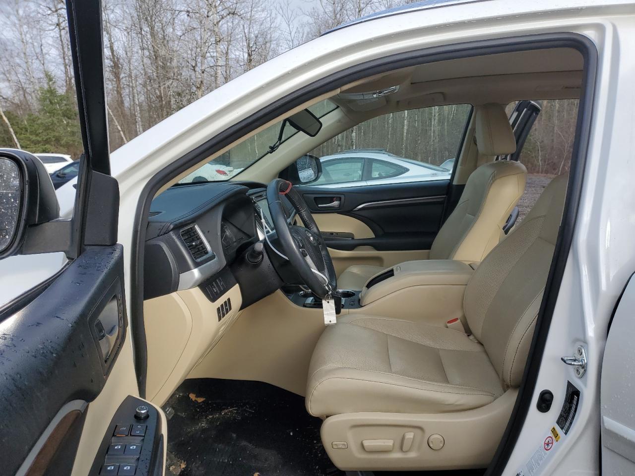 2015 TOYOTA HIGHLANDER - Image 7