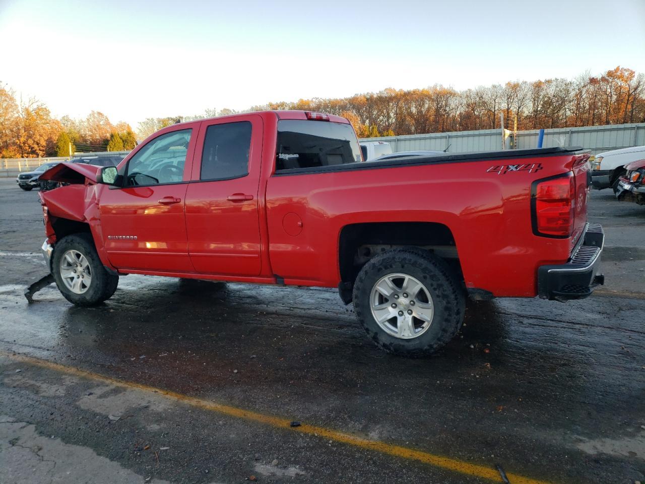 2018 CHEVROLET SILVERADO - Image 2