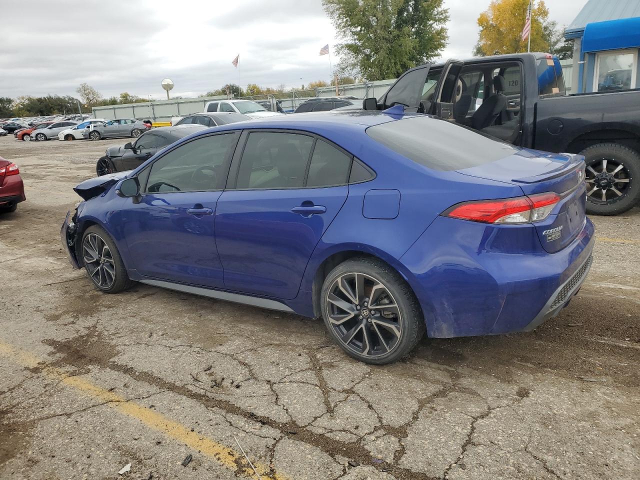 2020 TOYOTA COROLLA SE - Фото 2