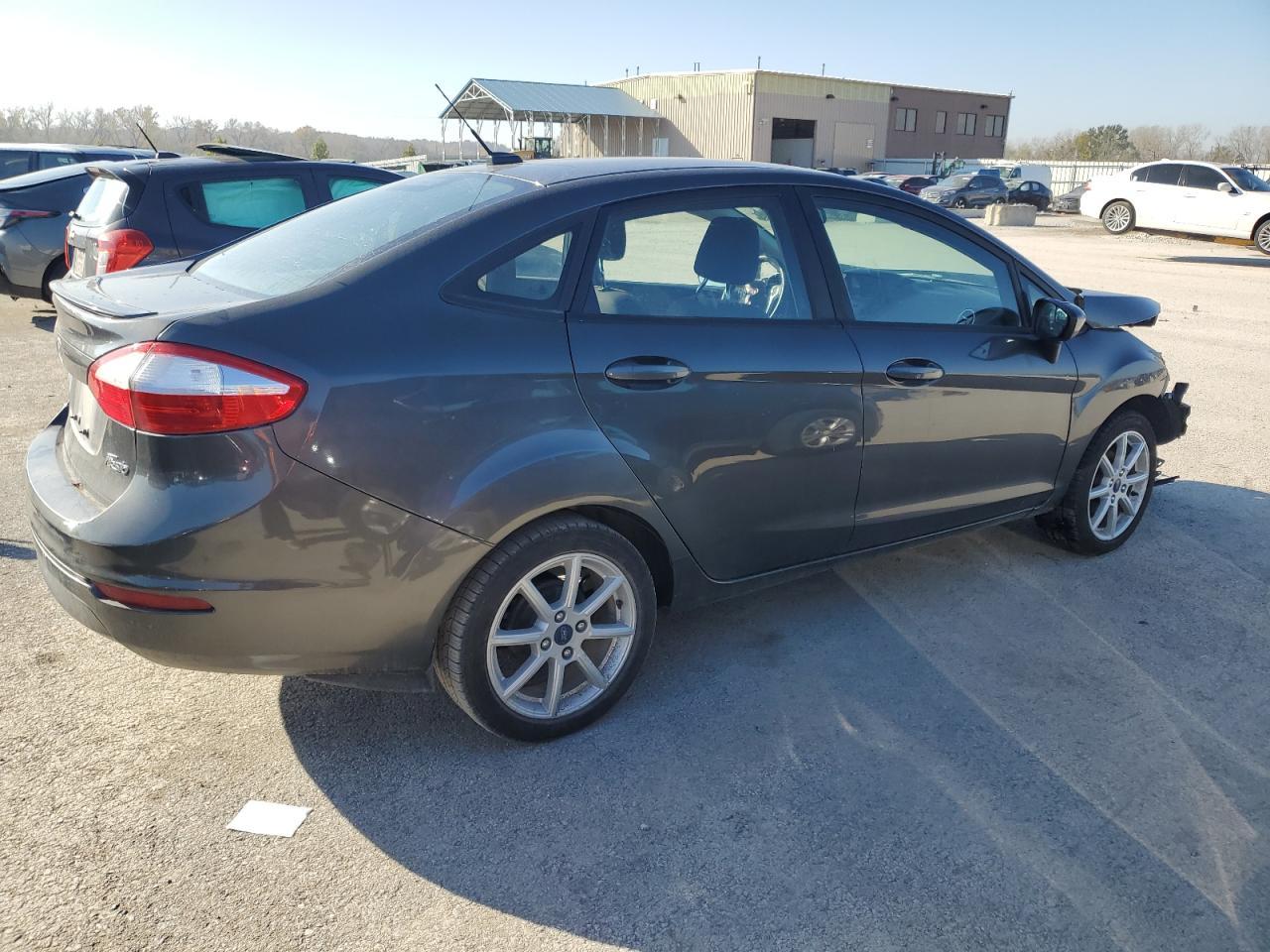 2019 FORD FIESTA SE - Image 3