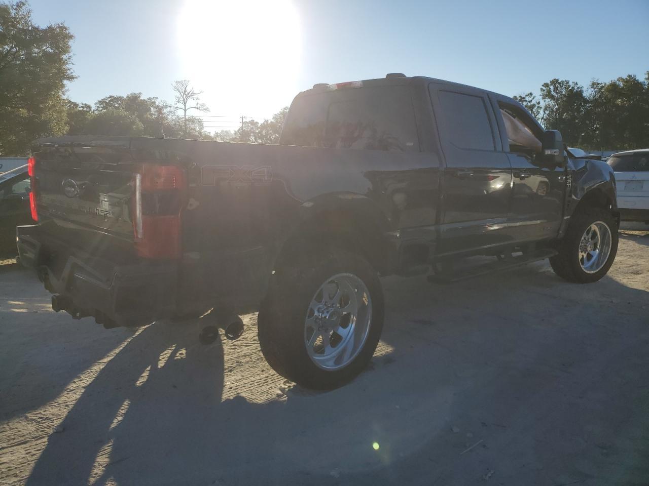 2024 FORD F250 SUPER - Image 3