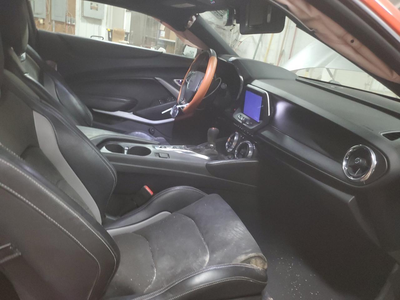 2019 CHEVROLET CAMARO SS - Image 7