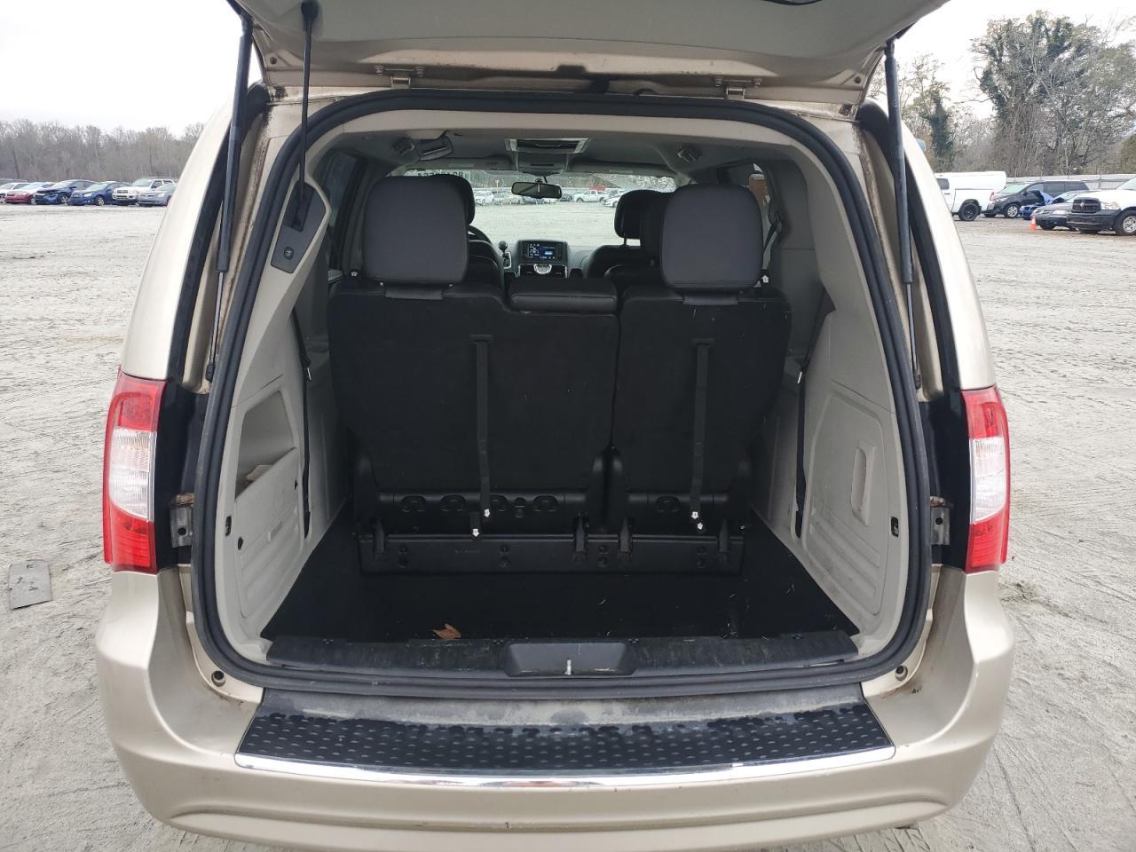 2014 CHRYSLER TOWN & COU - Фото 6