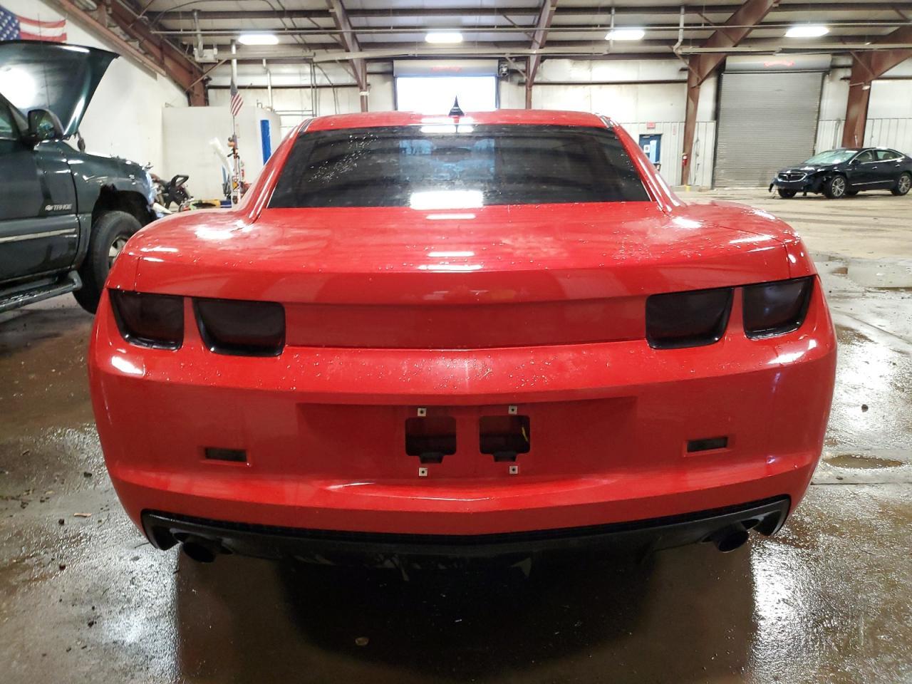 2011 CHEVROLET CAMARO LT - Фото 6