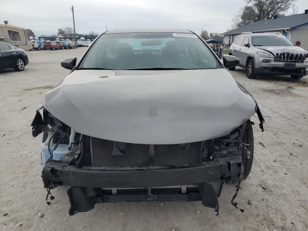 2017 TOYOTA CAMRY LE - Image 5
