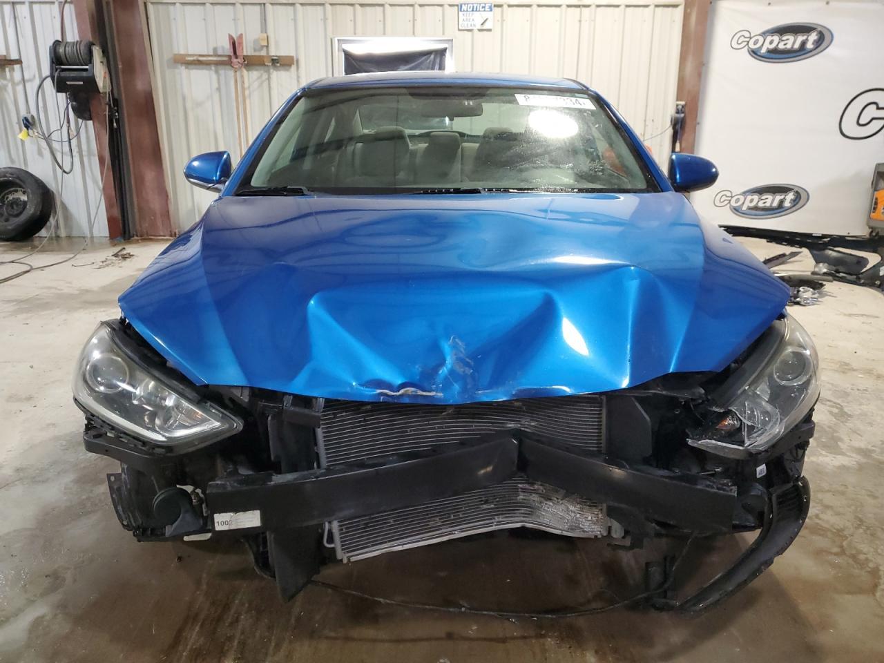 2018 HYUNDAI ELANTRA SE - Фото 5