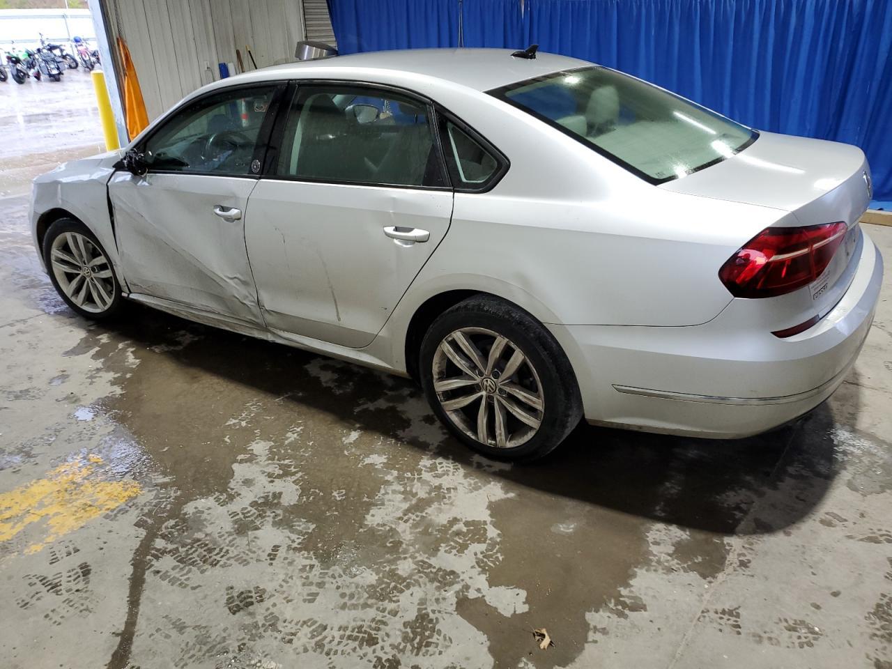 2019 VOLKSWAGEN PASSAT WOL - Фото 2