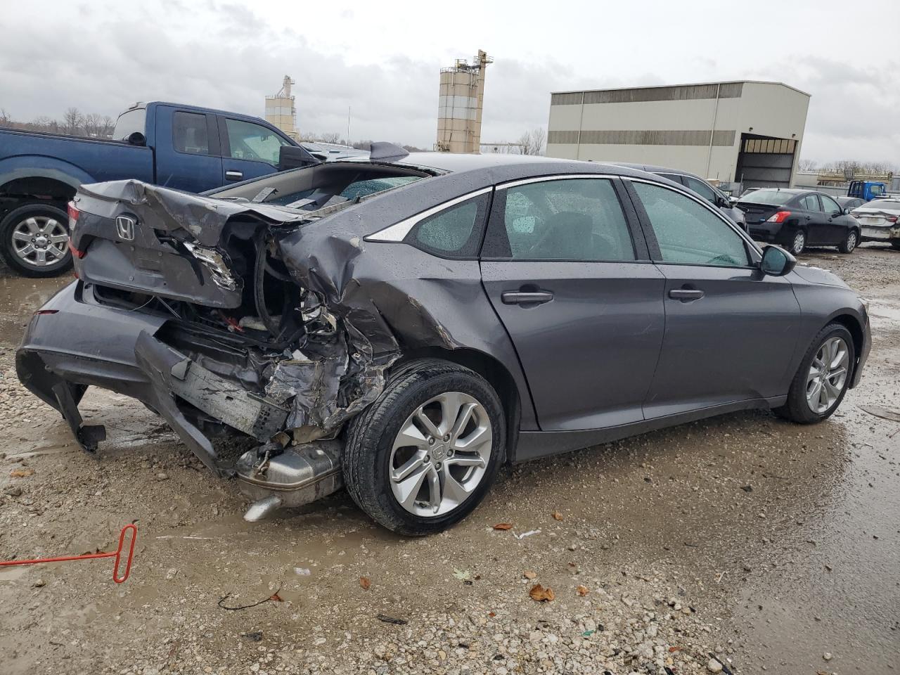 2018 HONDA ACCORD LX - Фото 3