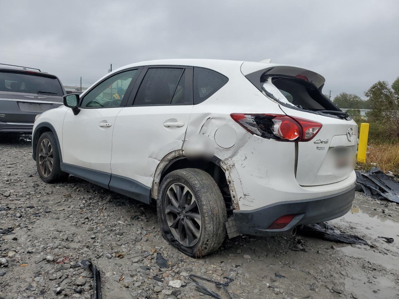 2016 MAZDA CX-5 GT - Image 2