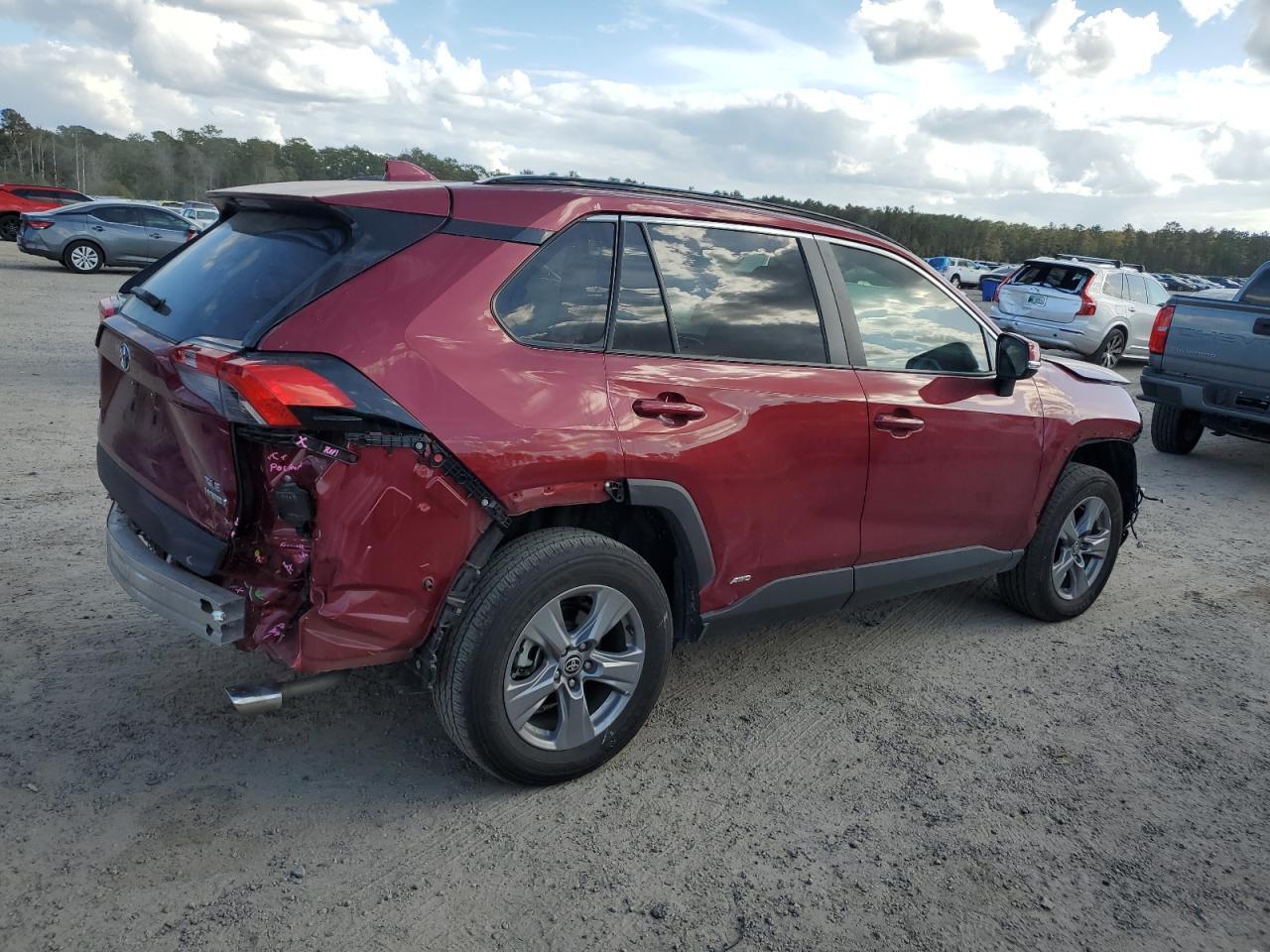 2022 TOYOTA RAV4 XLE - Image 3