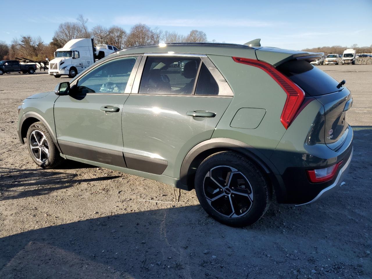 2023 KIA NIRO EX - Фото 2