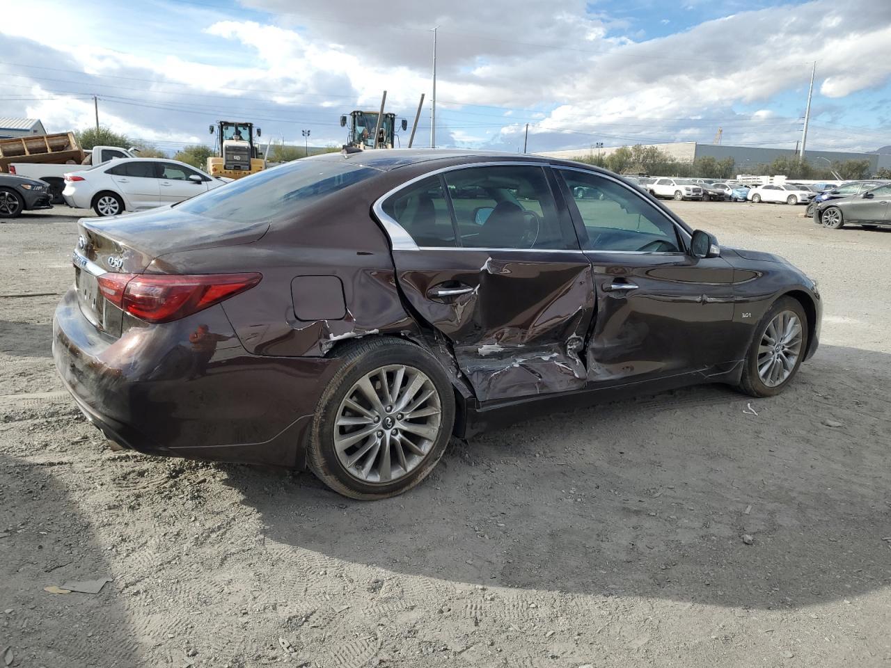 2019 INFINITI Q50 LUXE - Фото 3
