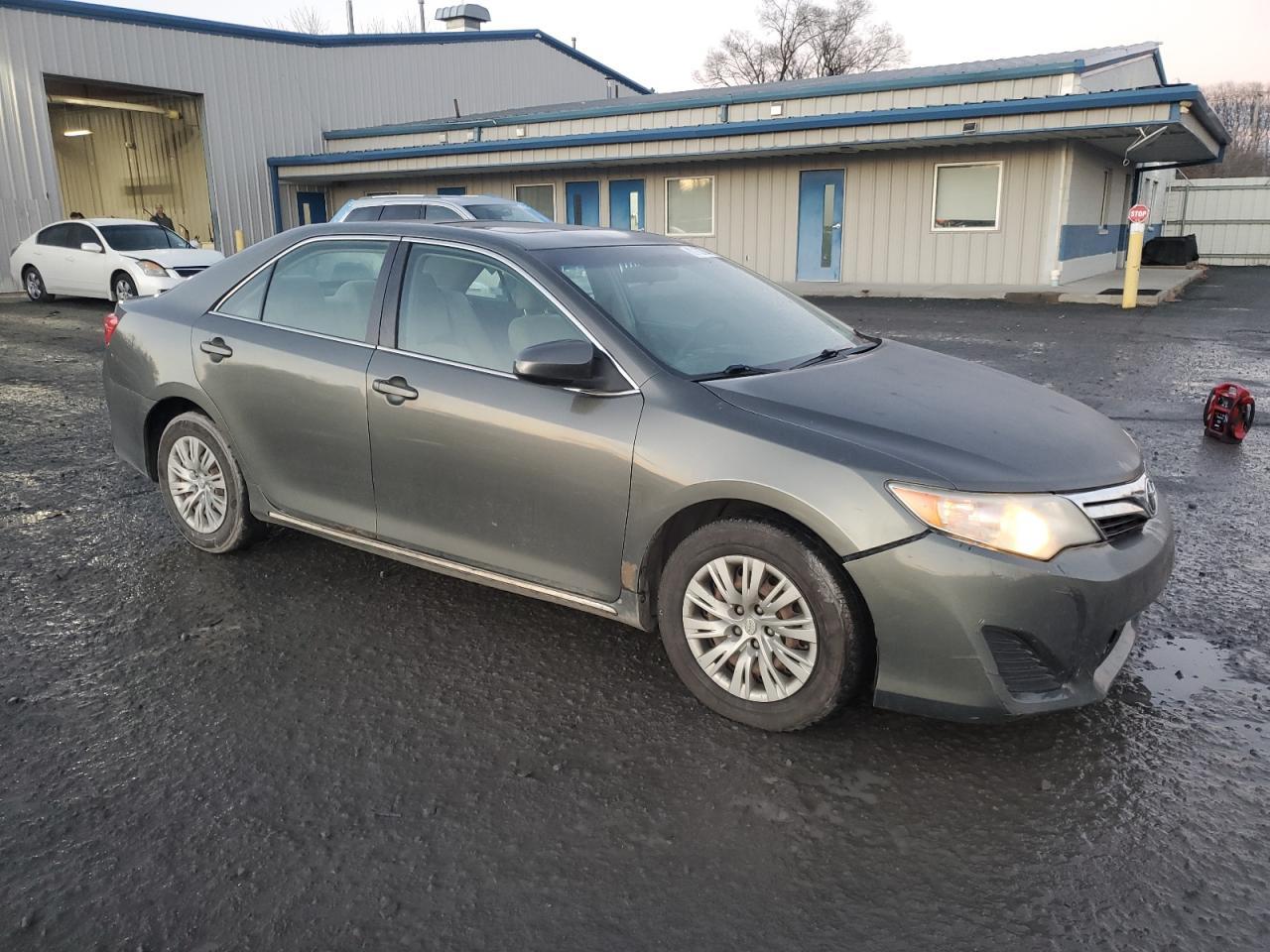 2012 TOYOTA CAMRY BASE - Фото 4