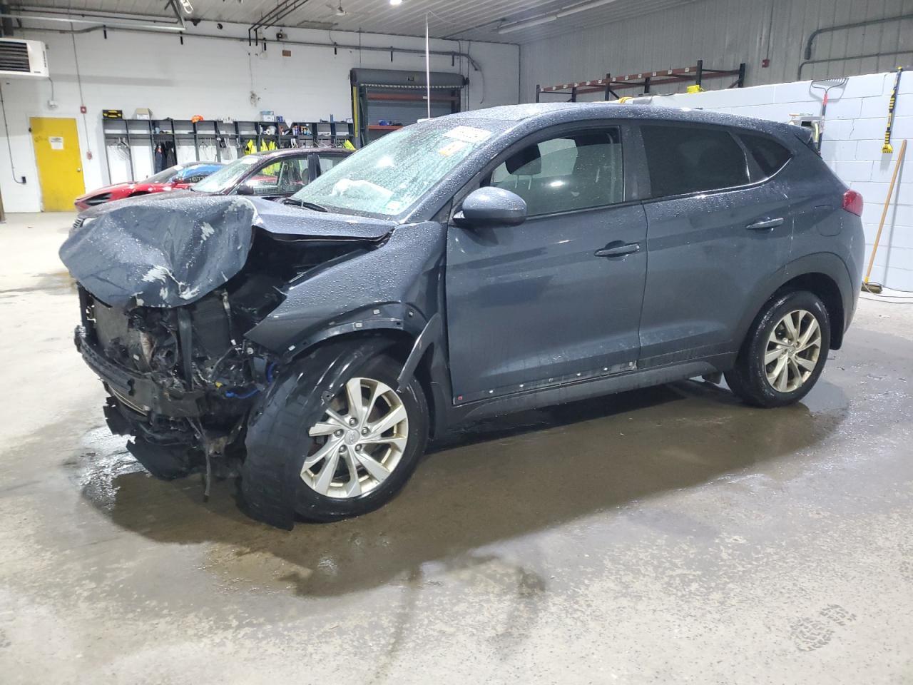 2019 HYUNDAI TUCSON SE