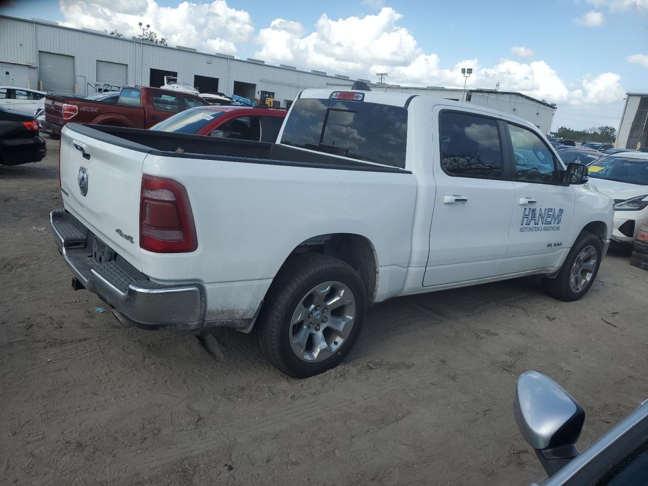 2019 RAM 1500 BIG H - Фото 3