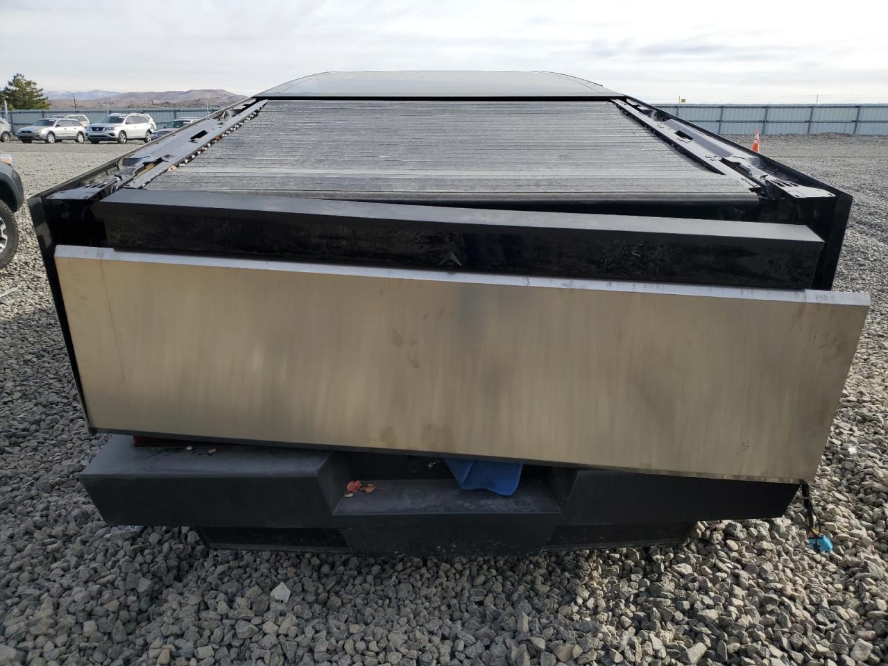 2024 TESLA CYBERTRUCK - Image 6