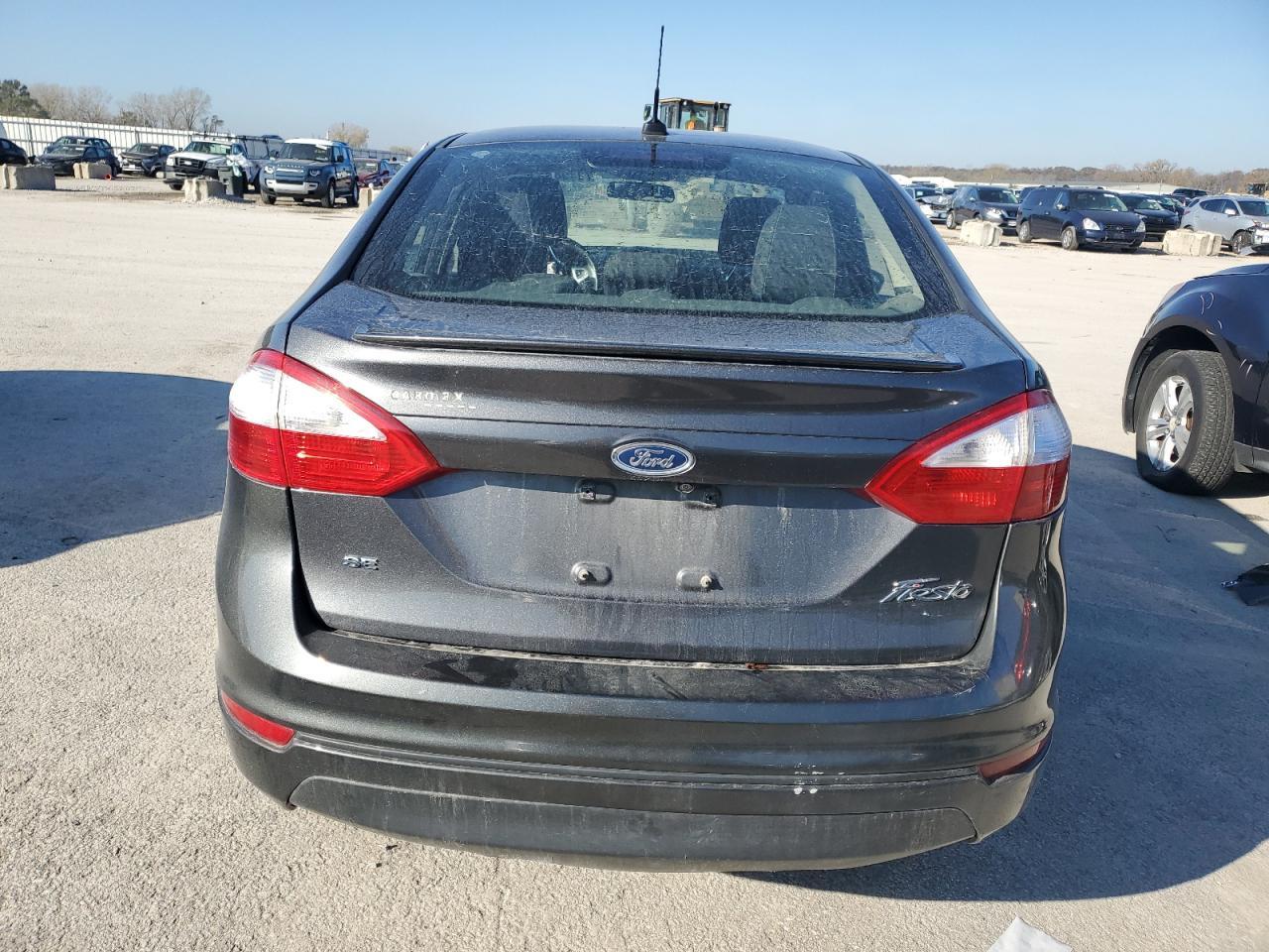 2019 FORD FIESTA SE - Image 6