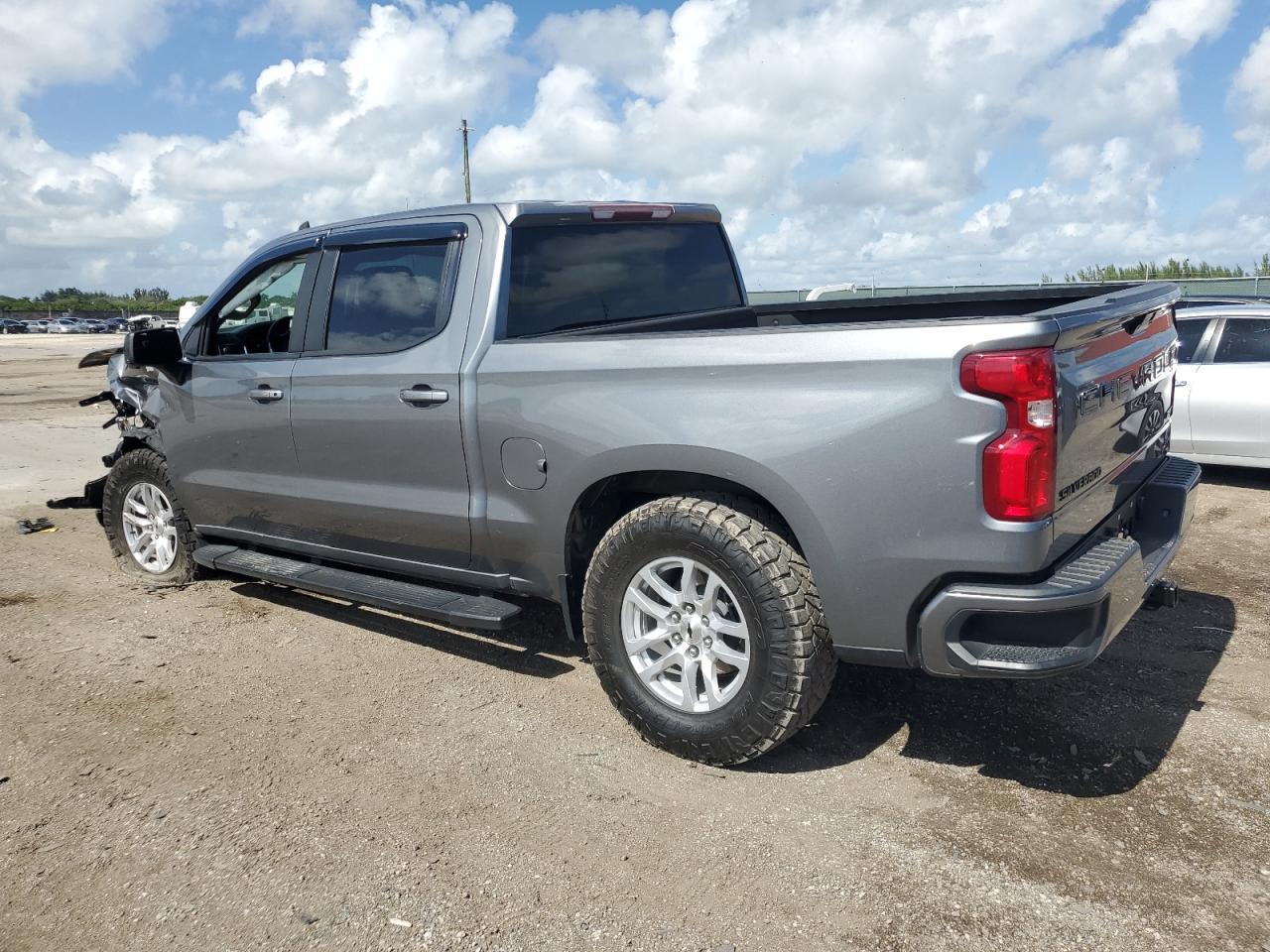 2021 CHEVROLET SILVERADO - Фото 2