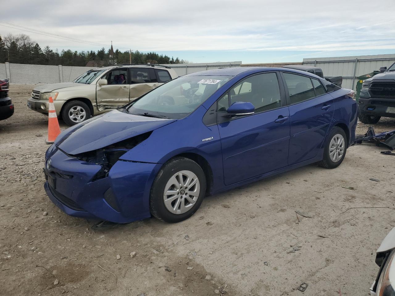 2016 TOYOTA PRIUS