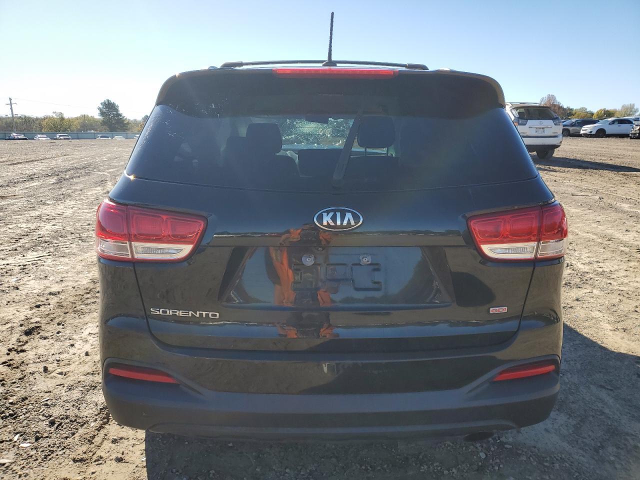 2016 KIA SORENTO LX - Image 6