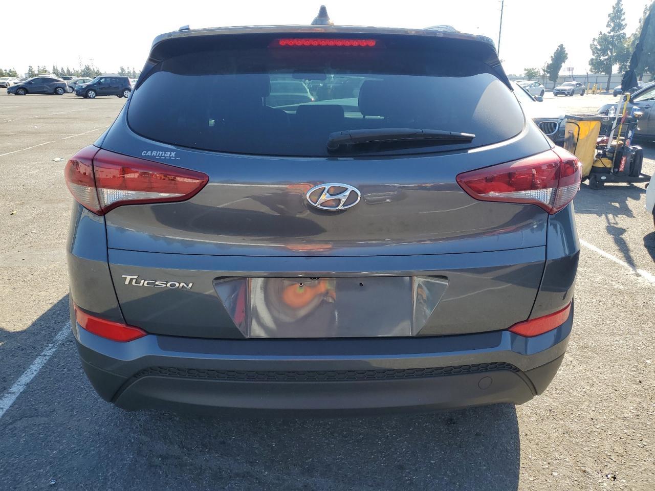 2018 HYUNDAI TUCSON SEL - Image 6