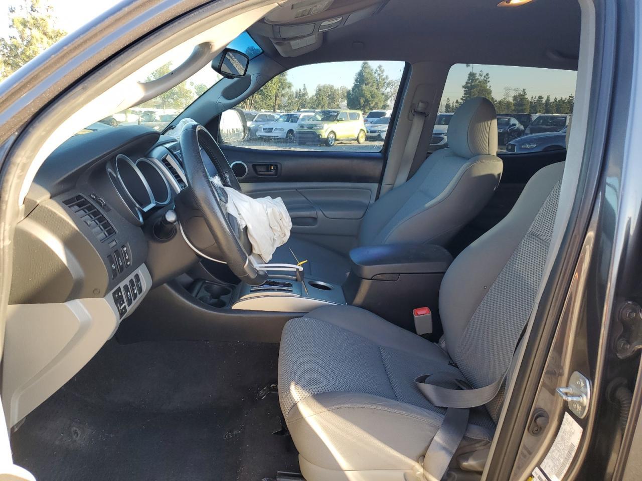 2013 TOYOTA TACOMA DOU - Image 7