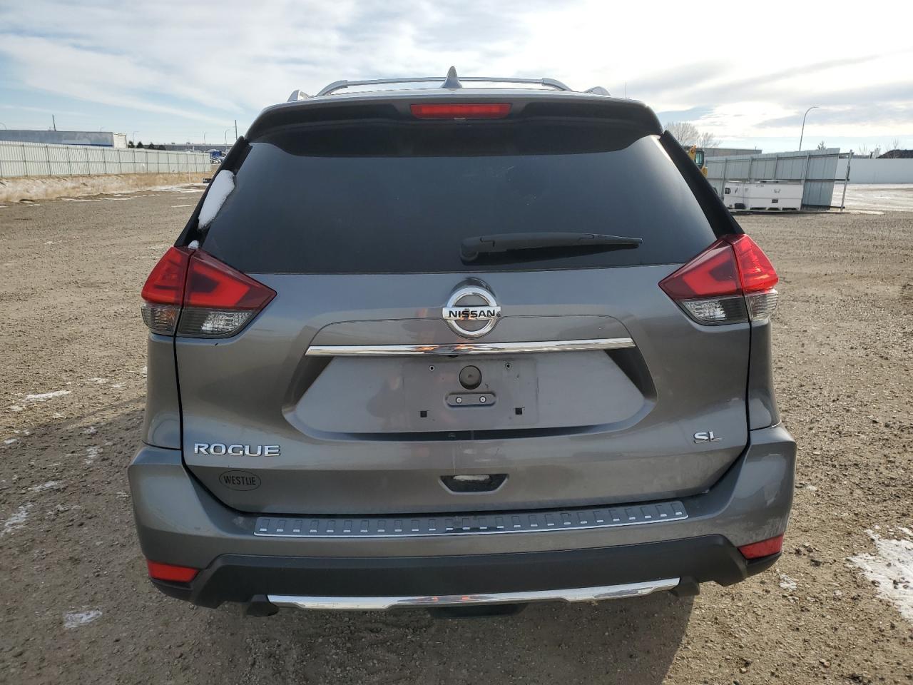 2017 NISSAN ROGUE S - Image 6