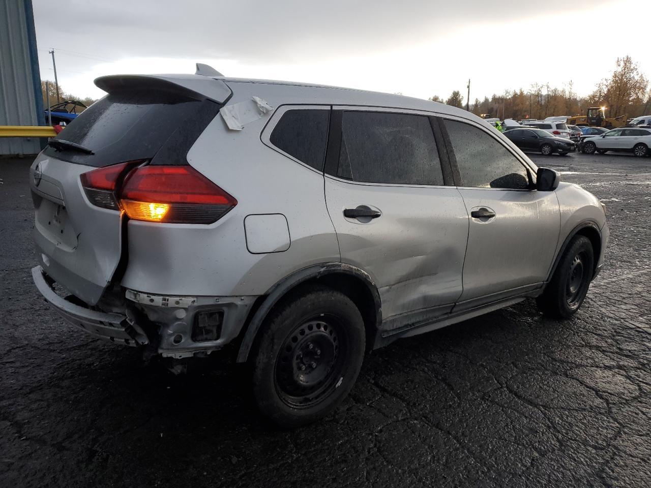 2017 NISSAN ROGUE S - Image 3